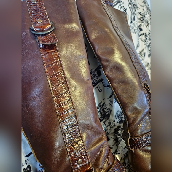 VINCE CAMUTO Size 6B Fantastic Riding Mix Croc Leather Boots Brown - Picture 6 of 14